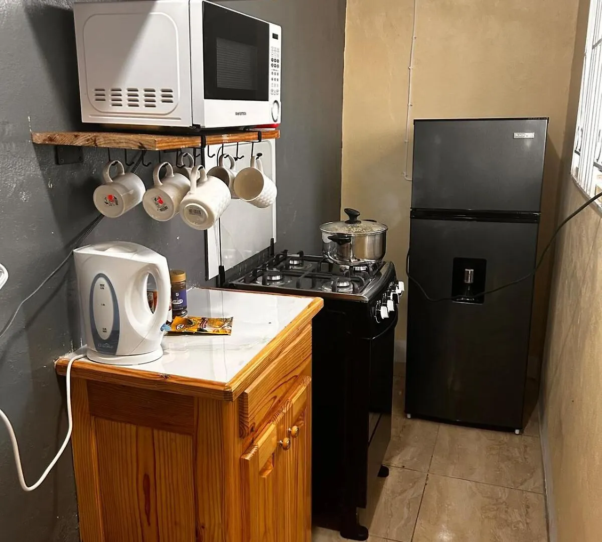 Luxury Struan Castle Hill Condo Kupuis